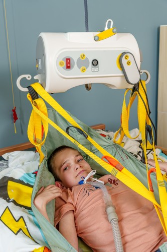 Przenośny podnośnik sufitowy z systemem "Tarzan" - Handi-Move Podnośnik pacjenta