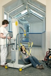Podnośnik jezdny 2600 (Victor) - Handi-Move Podnośnik pacjenta