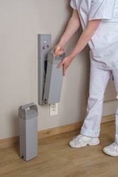 Batterijbox: opladen via wandlader of losse lader - Pionizator (model 2620) - brak lub bardzo mały nacisk pod pachami - Handi-Move Podnośnik pacjenta