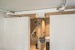 Szyna trawersowa elektryczna - Handi-Move Podnośnik pacjenta