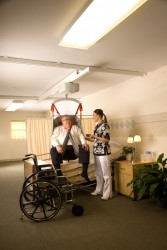 Kamizelka bariatryczna (kamizelka standardowa - wersja XXL) ; Wieszak płaski dwupunktowy - Handi-Move Podnośnik pacjenta